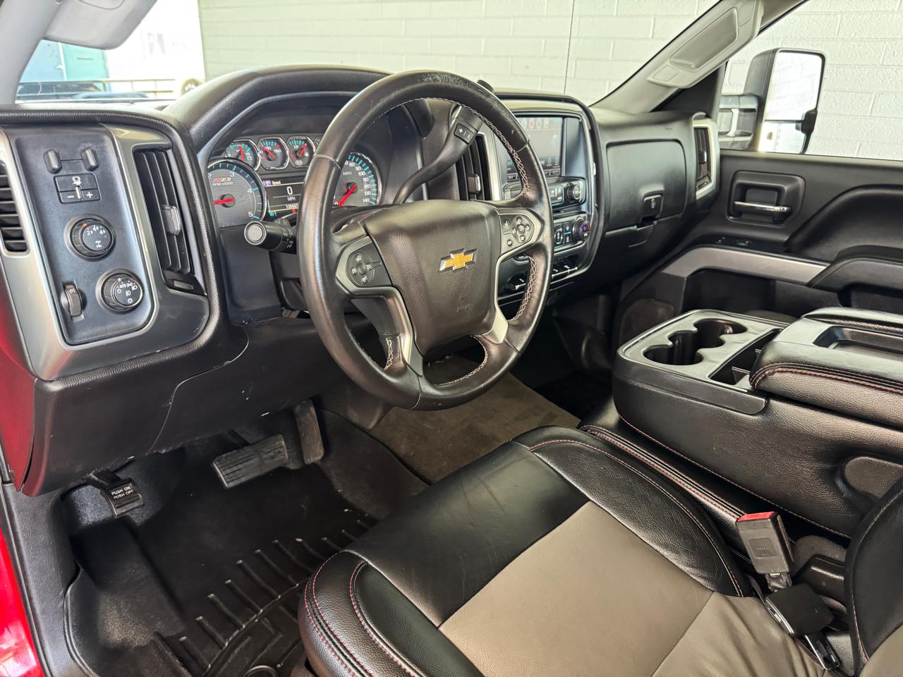 Chevrolet Silverado 2500HD 4WD Crew Cab 153.7" LT 2016