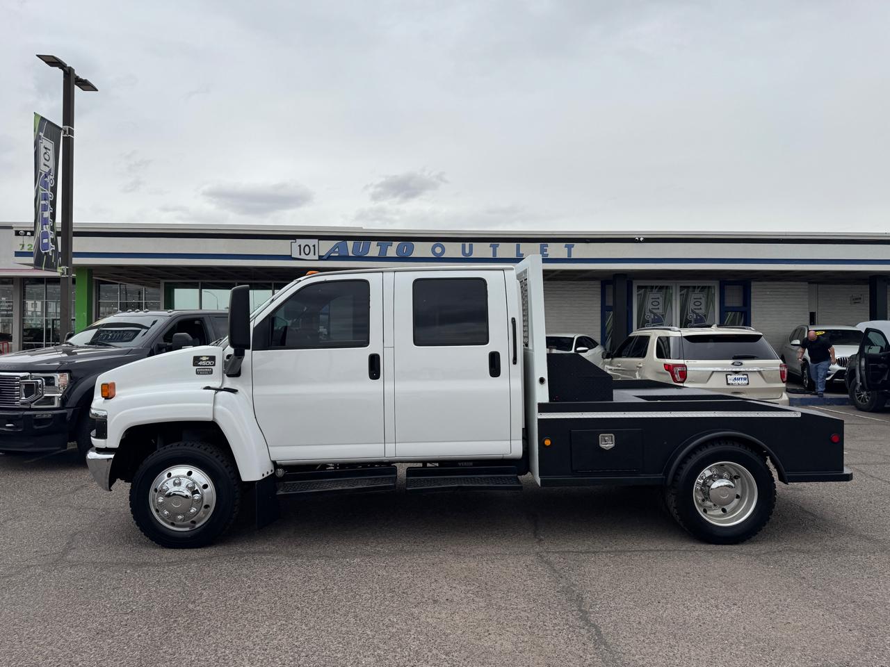 Chevrolet CC4500 Crew Cab 2WD 2005