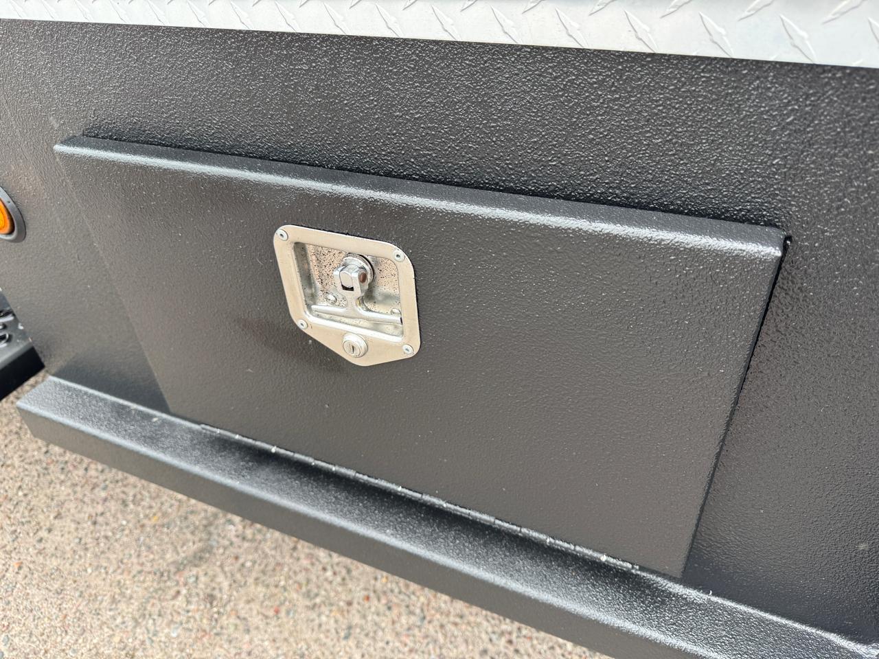 Chevrolet CC4500 Crew Cab 2WD 2005