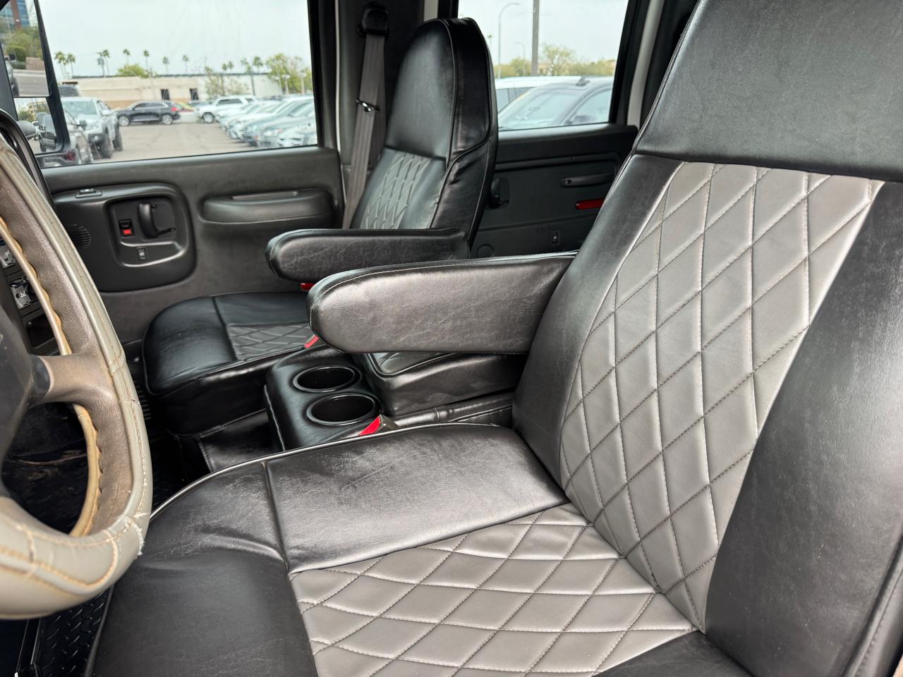 Chevrolet CC4500 Crew Cab 2WD 2005