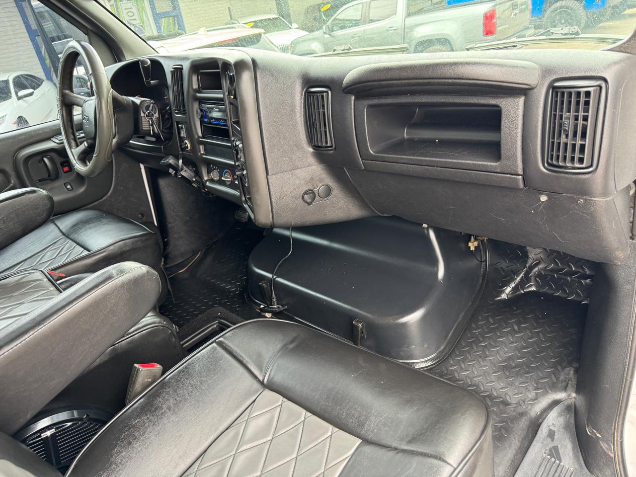 Chevrolet CC4500 Crew Cab 2WD 2005