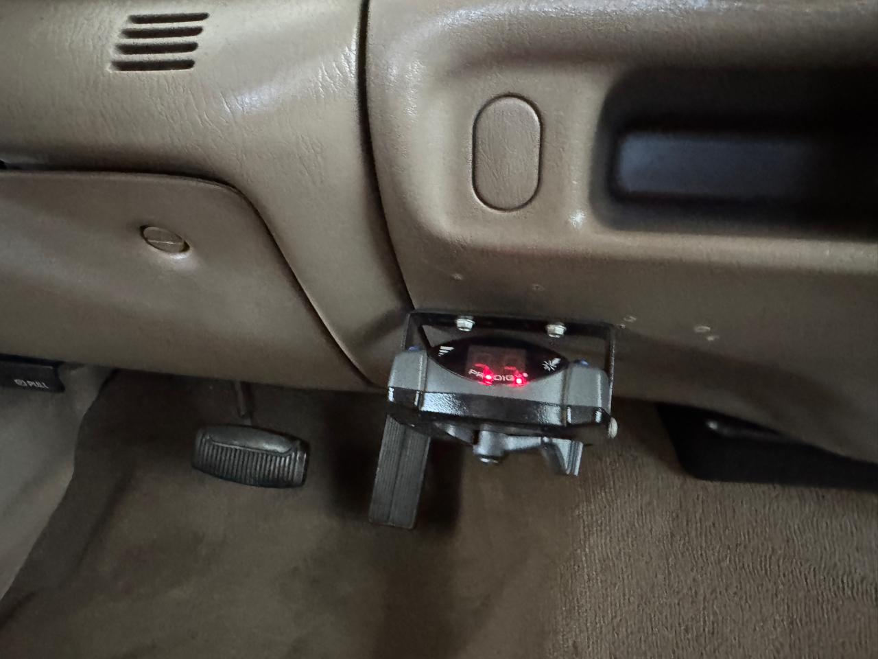 Ford Super Duty F-250 Crew Cab 156" XLT 4WD 2004