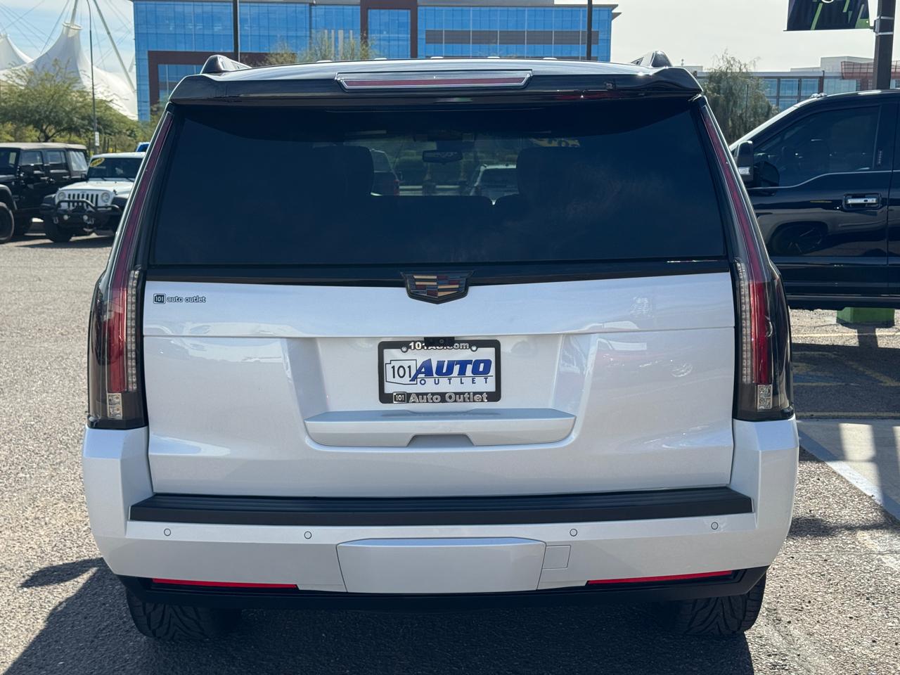 Cadillac Escalade 4WD 4dr Platinum 2019