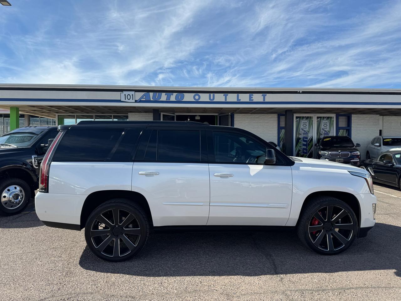 Cadillac Escalade 4WD 4dr Platinum 2019
