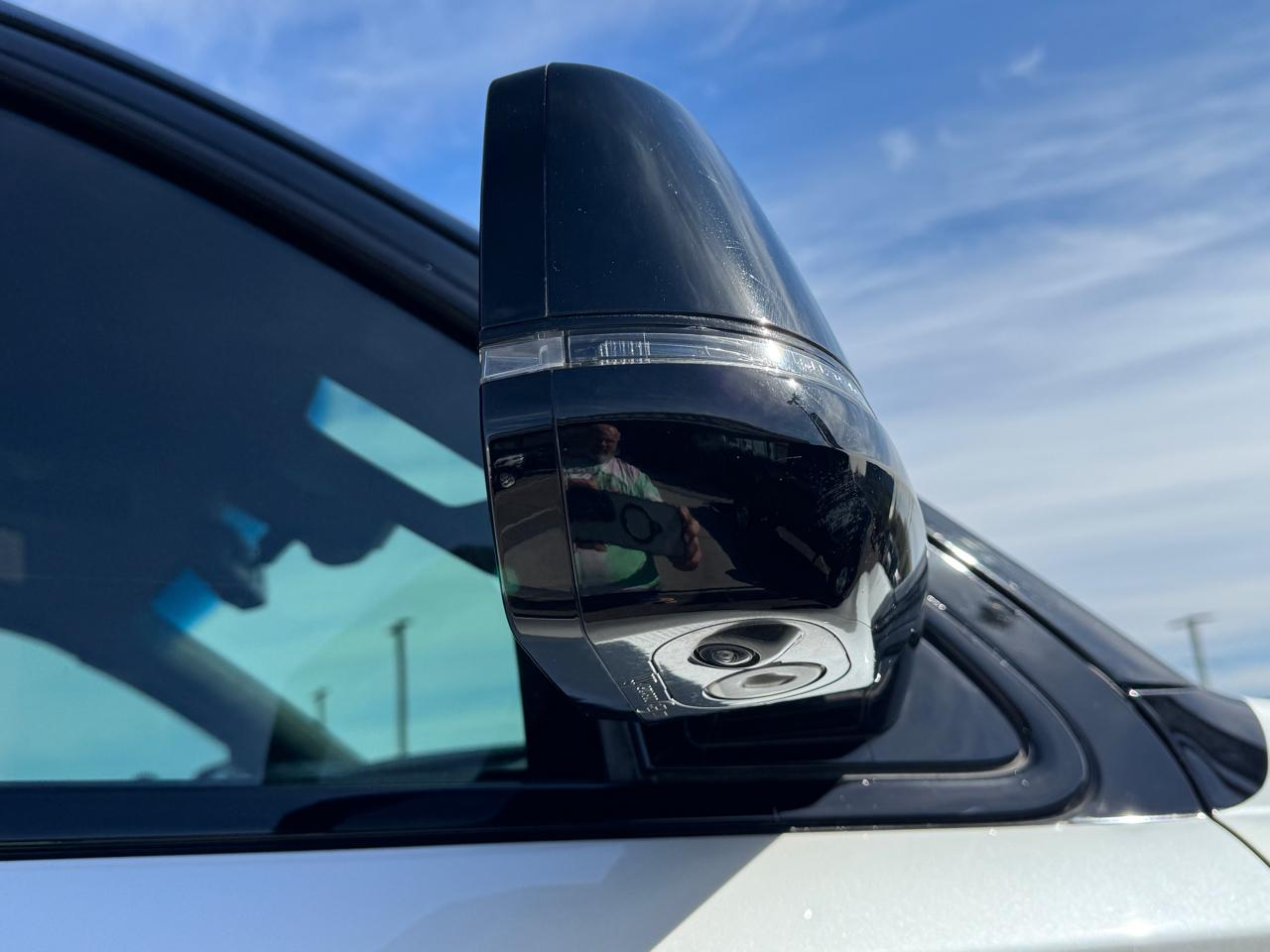 Cadillac Escalade 4WD 4dr Platinum 2019