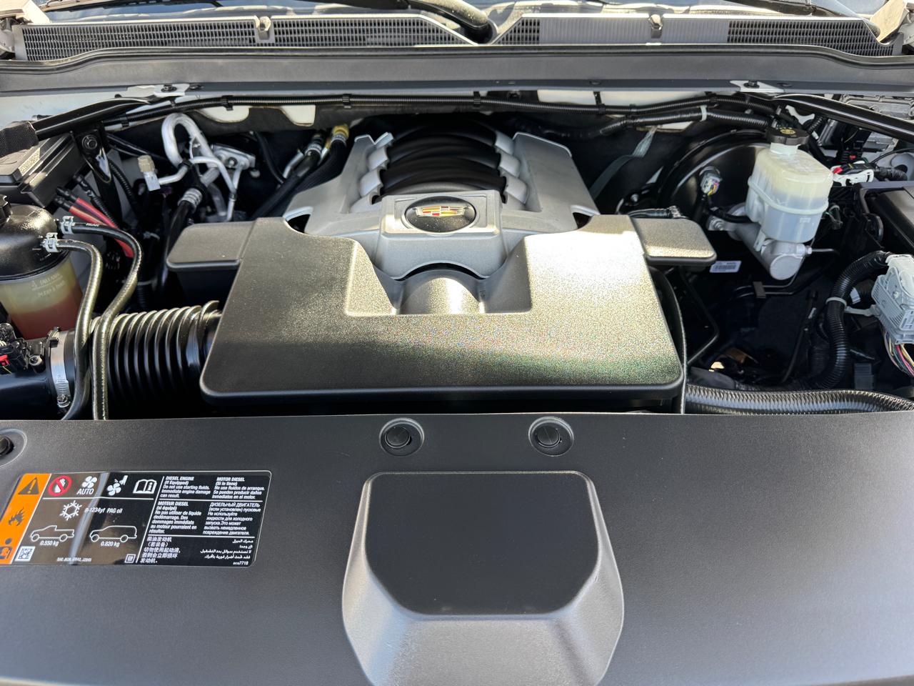 Cadillac Escalade 4WD 4dr Platinum 2019