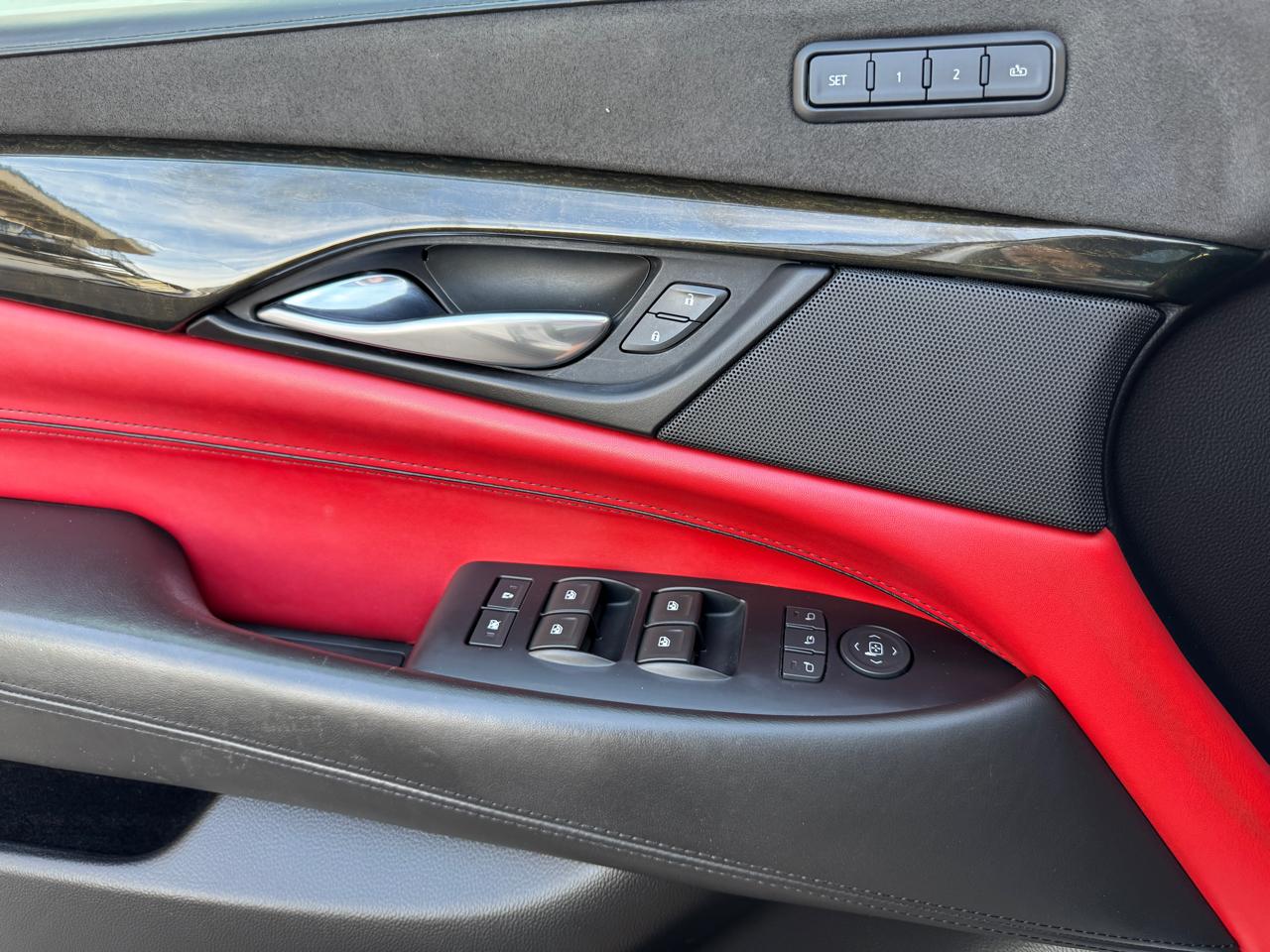 Cadillac Escalade 4WD 4dr Platinum 2019