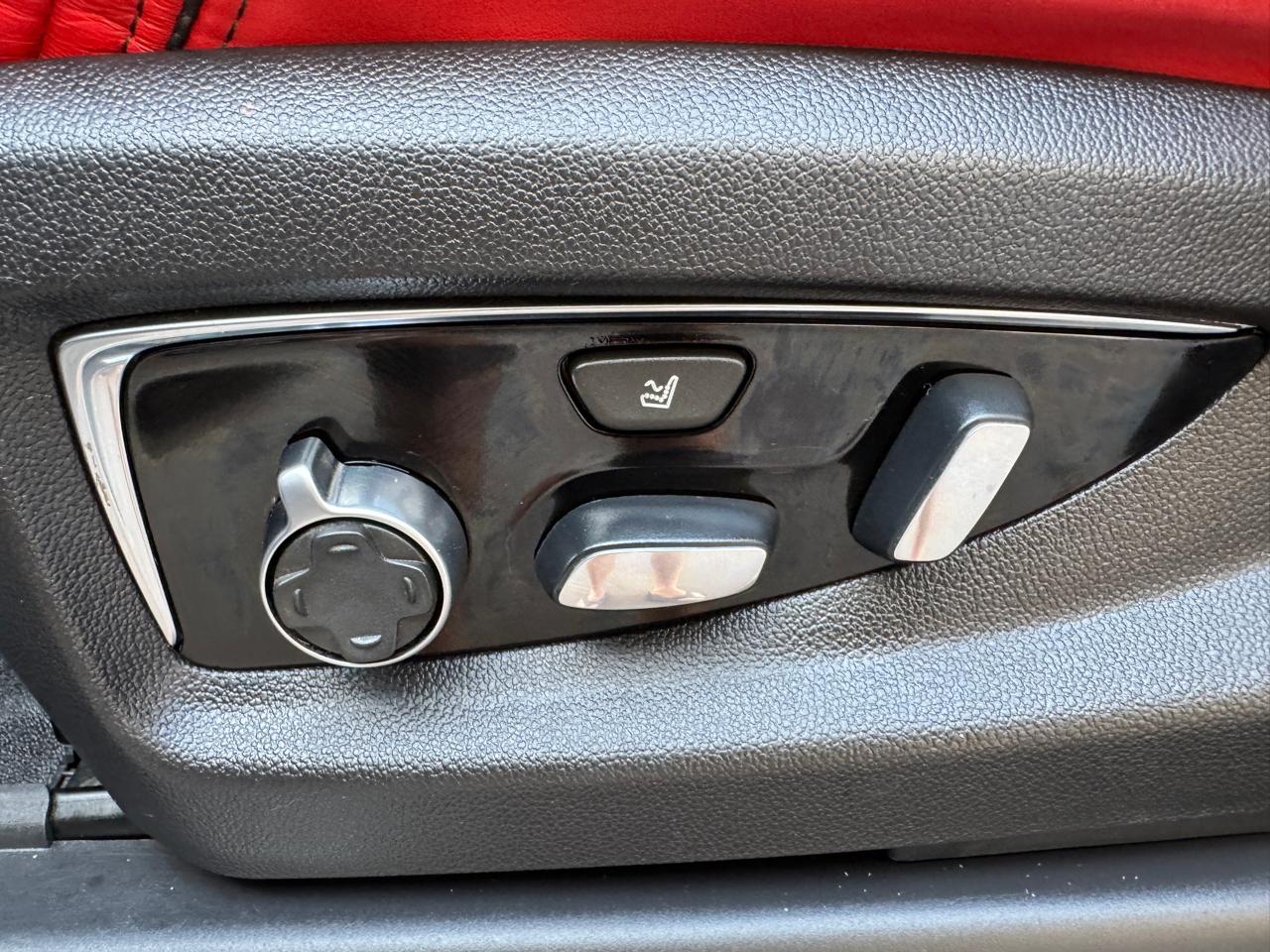 Cadillac Escalade 4WD 4dr Platinum 2019