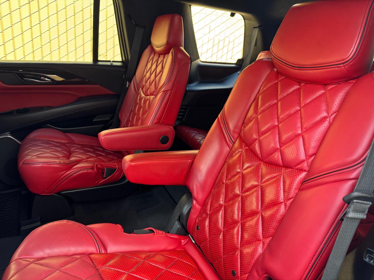 Cadillac Escalade 4WD 4dr Platinum 2019