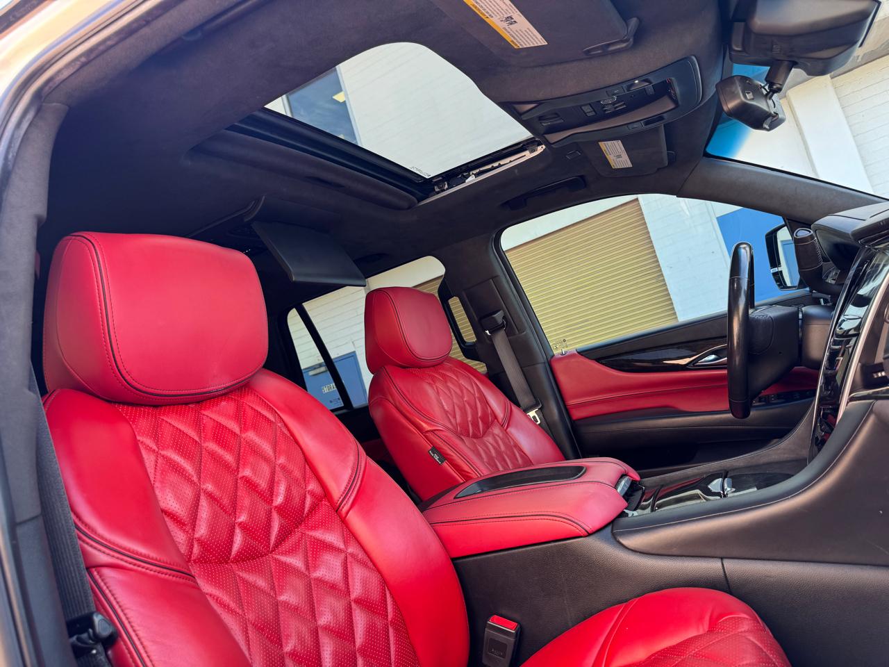 Cadillac Escalade 4WD 4dr Platinum 2019