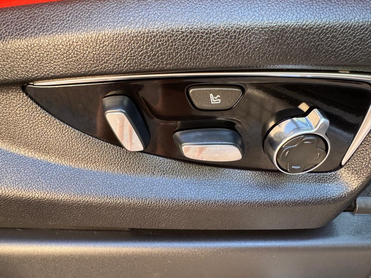 Cadillac Escalade 4WD 4dr Platinum 2019