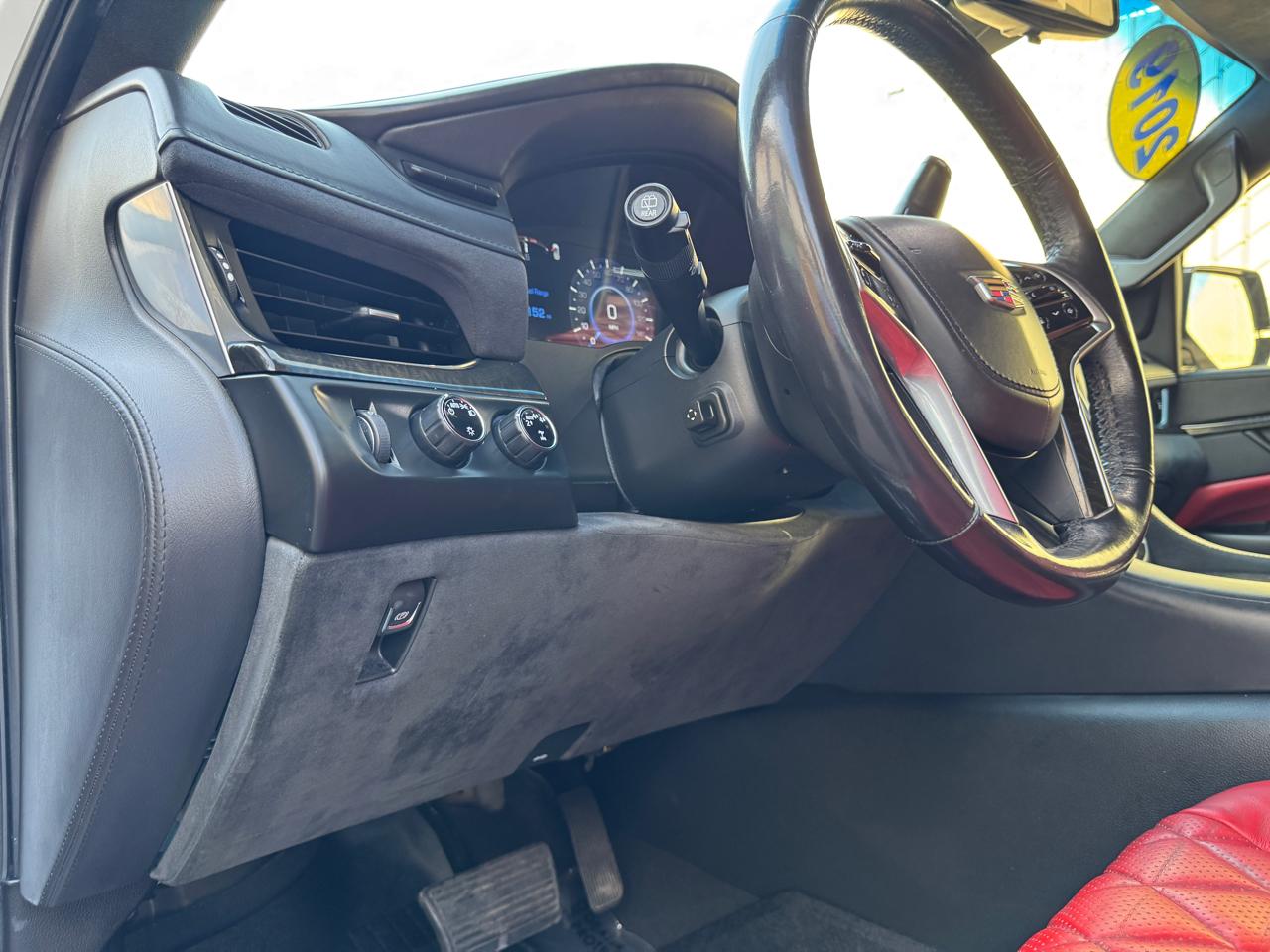 Cadillac Escalade 4WD 4dr Platinum 2019