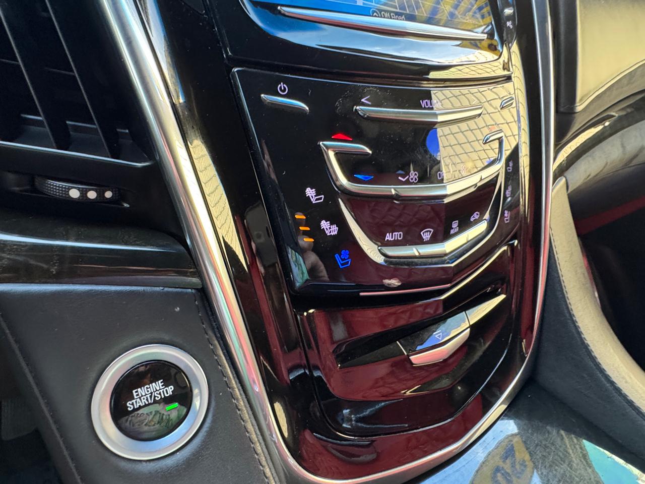 Cadillac Escalade 4WD 4dr Platinum 2019