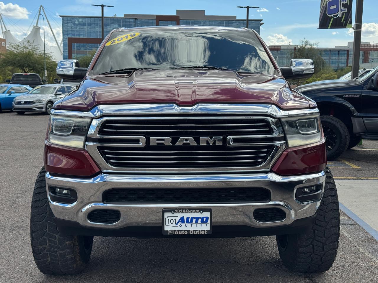 RAM 1500 Laramie 4x4 Crew Cab 5'7" Box 2019