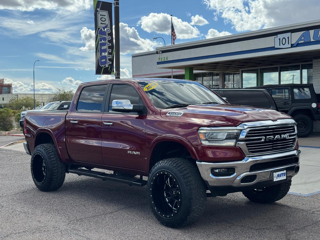 RAM 1500 Laramie 4x4 Crew Cab 5'7" Box 2019