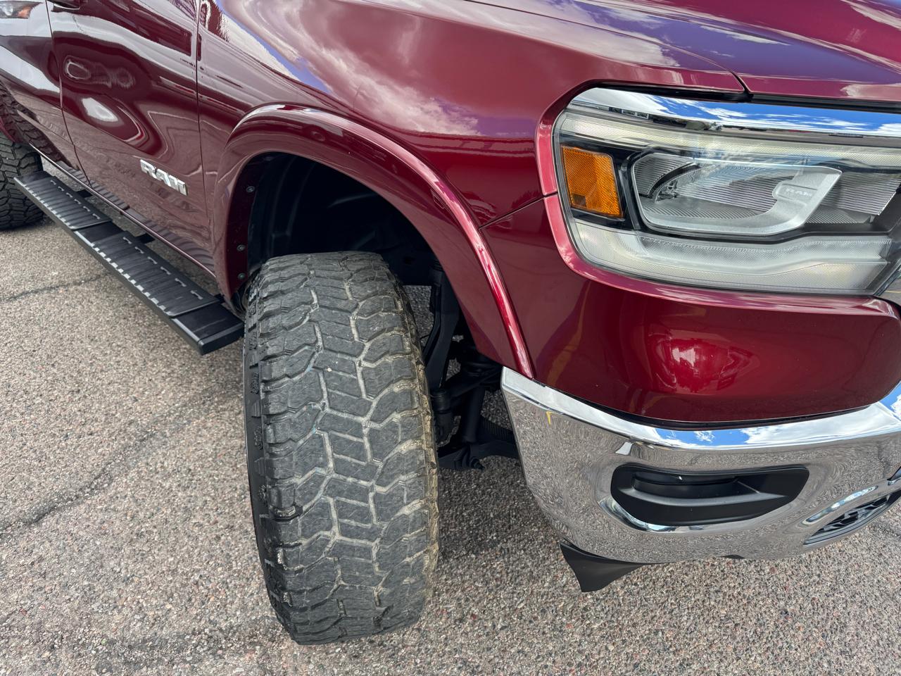 RAM 1500 Laramie 4x4 Crew Cab 5'7" Box 2019