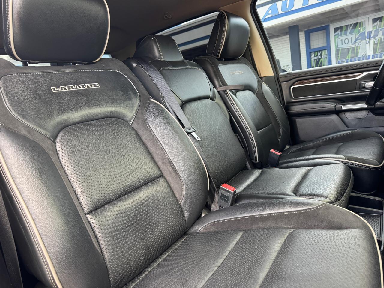 RAM 1500 Laramie 4x4 Crew Cab 5'7" Box 2019