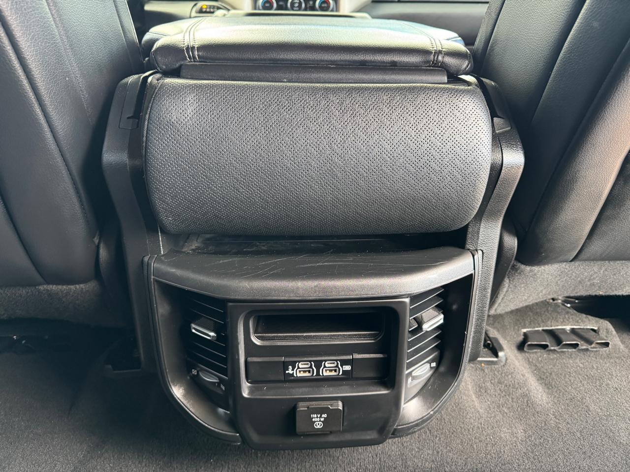 RAM 1500 Laramie 4x4 Crew Cab 5'7" Box 2019