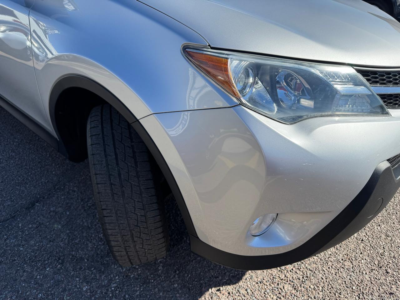 Toyota RAV4 FWD 4dr XLE (Natl) 2013