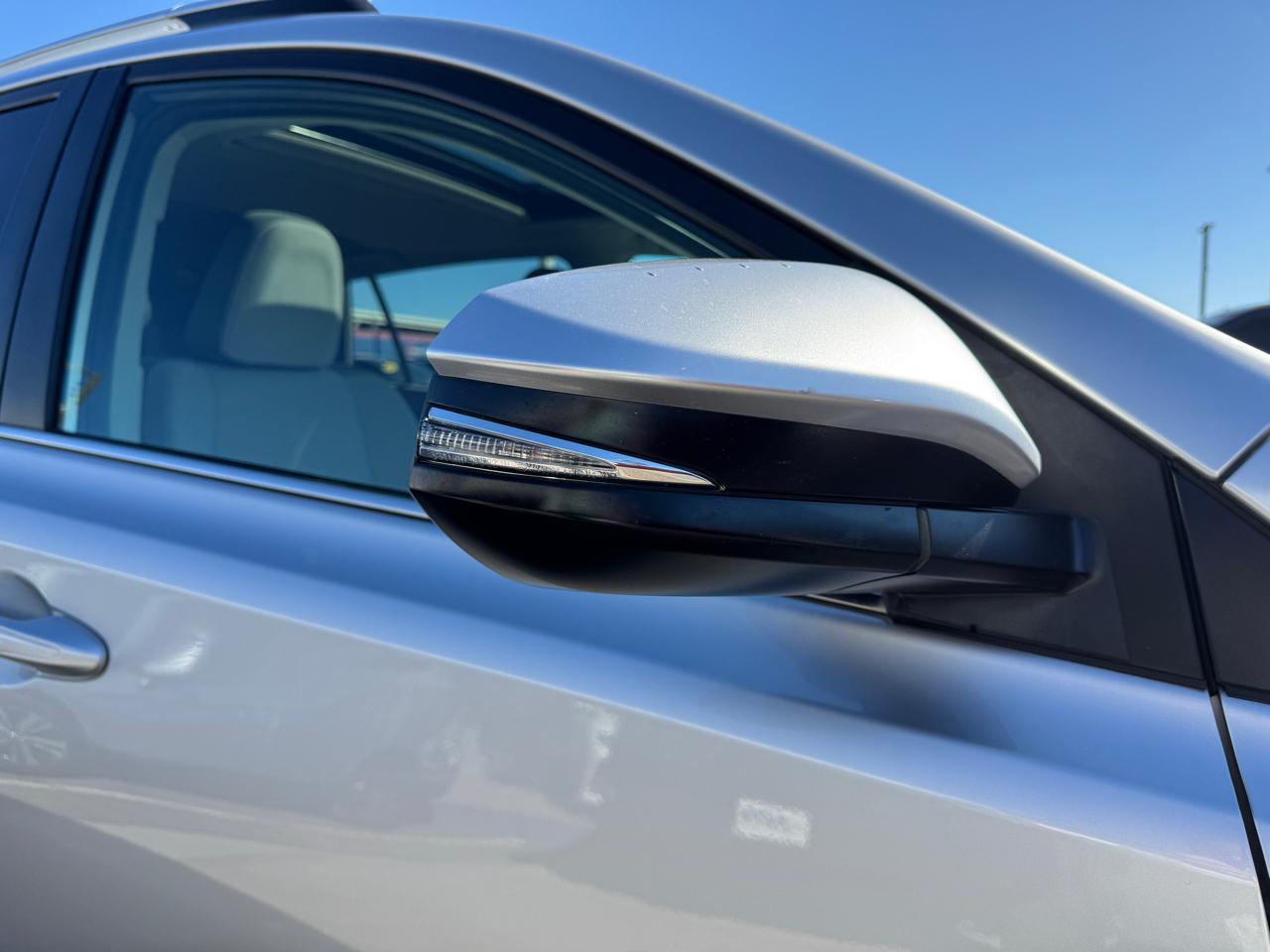 Toyota RAV4 FWD 4dr XLE (Natl) 2013