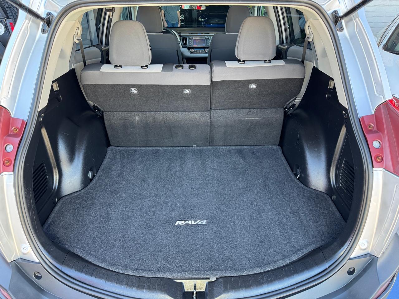 Toyota RAV4 FWD 4dr XLE (Natl) 2013