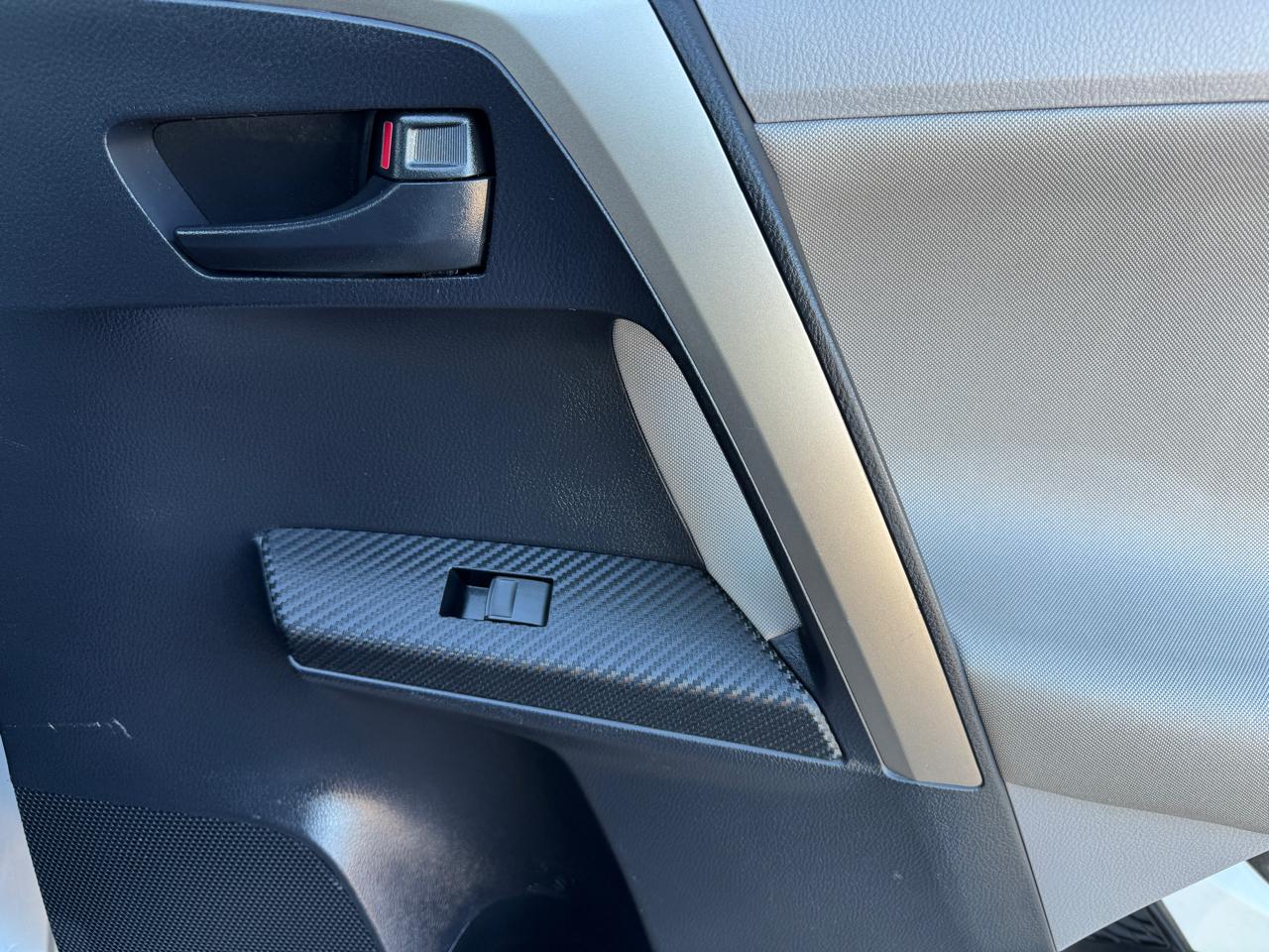 Toyota RAV4 FWD 4dr XLE (Natl) 2013