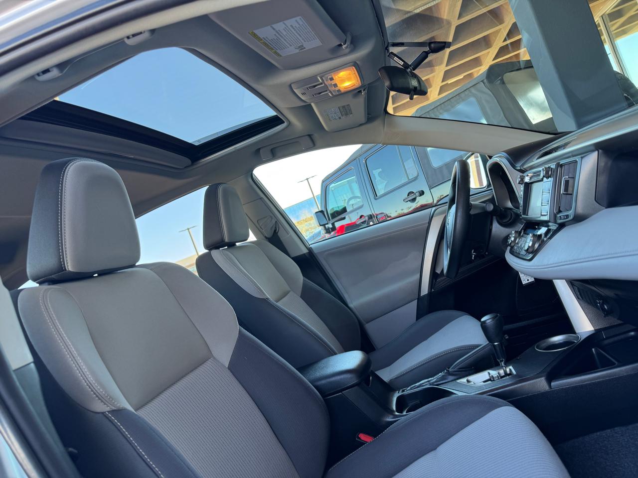 Toyota RAV4 FWD 4dr XLE (Natl) 2013