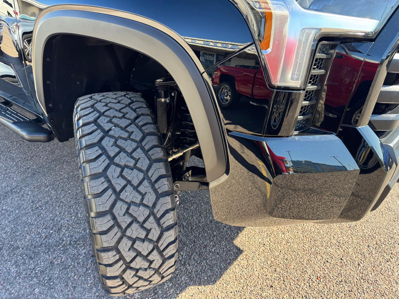 Toyota Tundra 4WD SR5 CrewMax 5.5' Bed (Natl) 2025