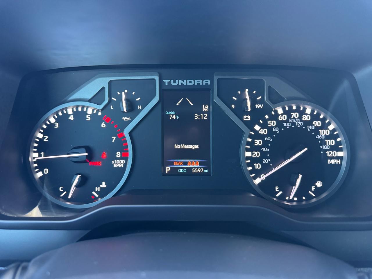 Toyota Tundra 4WD SR5 CrewMax 5.5' Bed (Natl) 2025