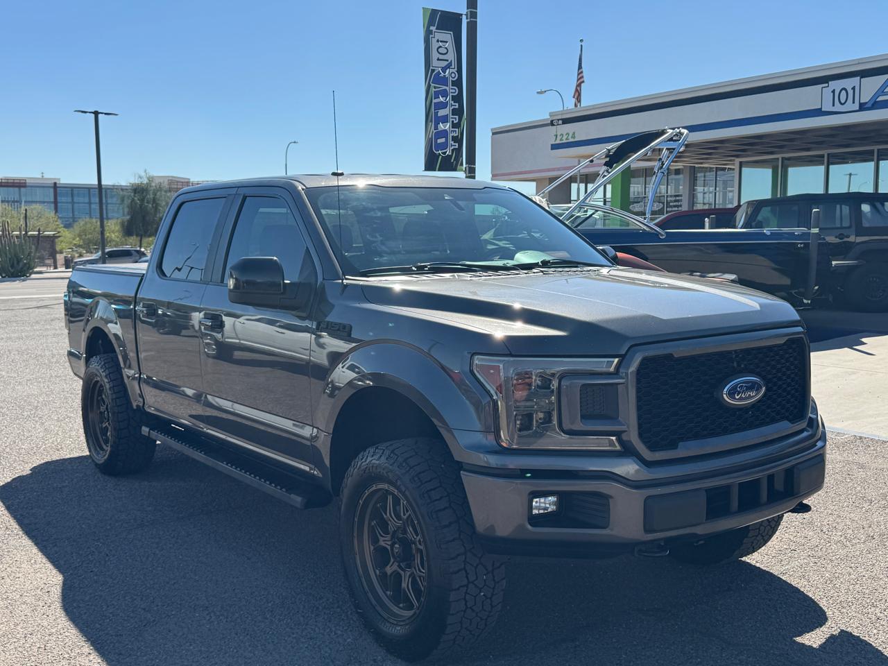 Ford F-150 FX4 SuperCrew 4WD 2019