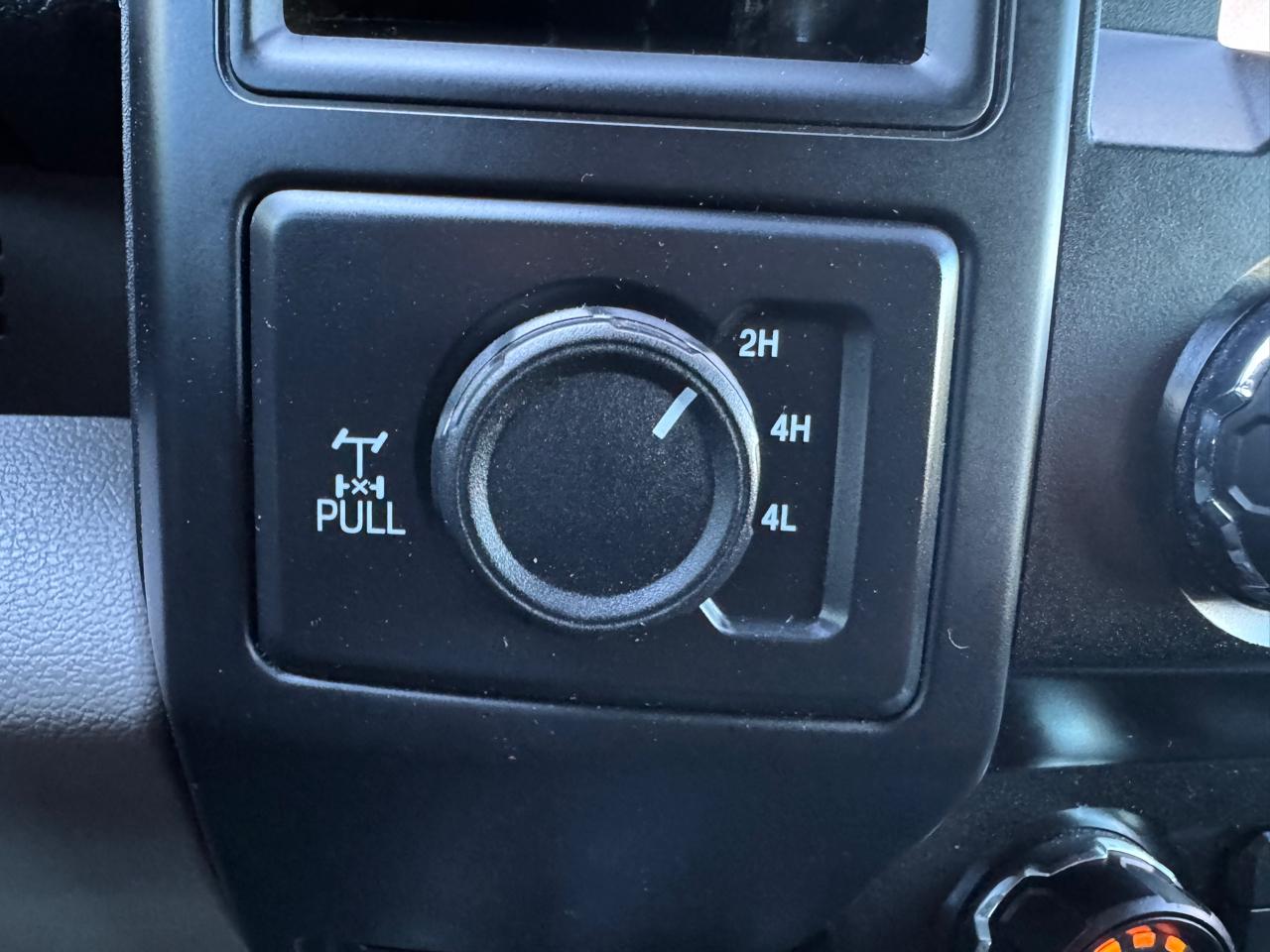 Ford F-150 FX4 SuperCrew 4WD 2019