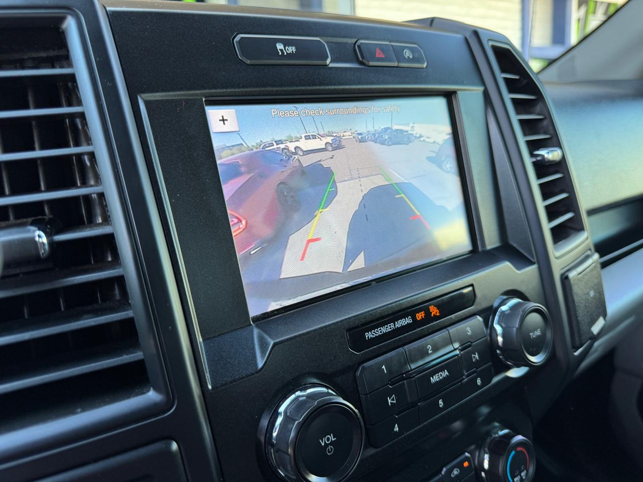 Ford F-150 FX4 SuperCrew 4WD 2019