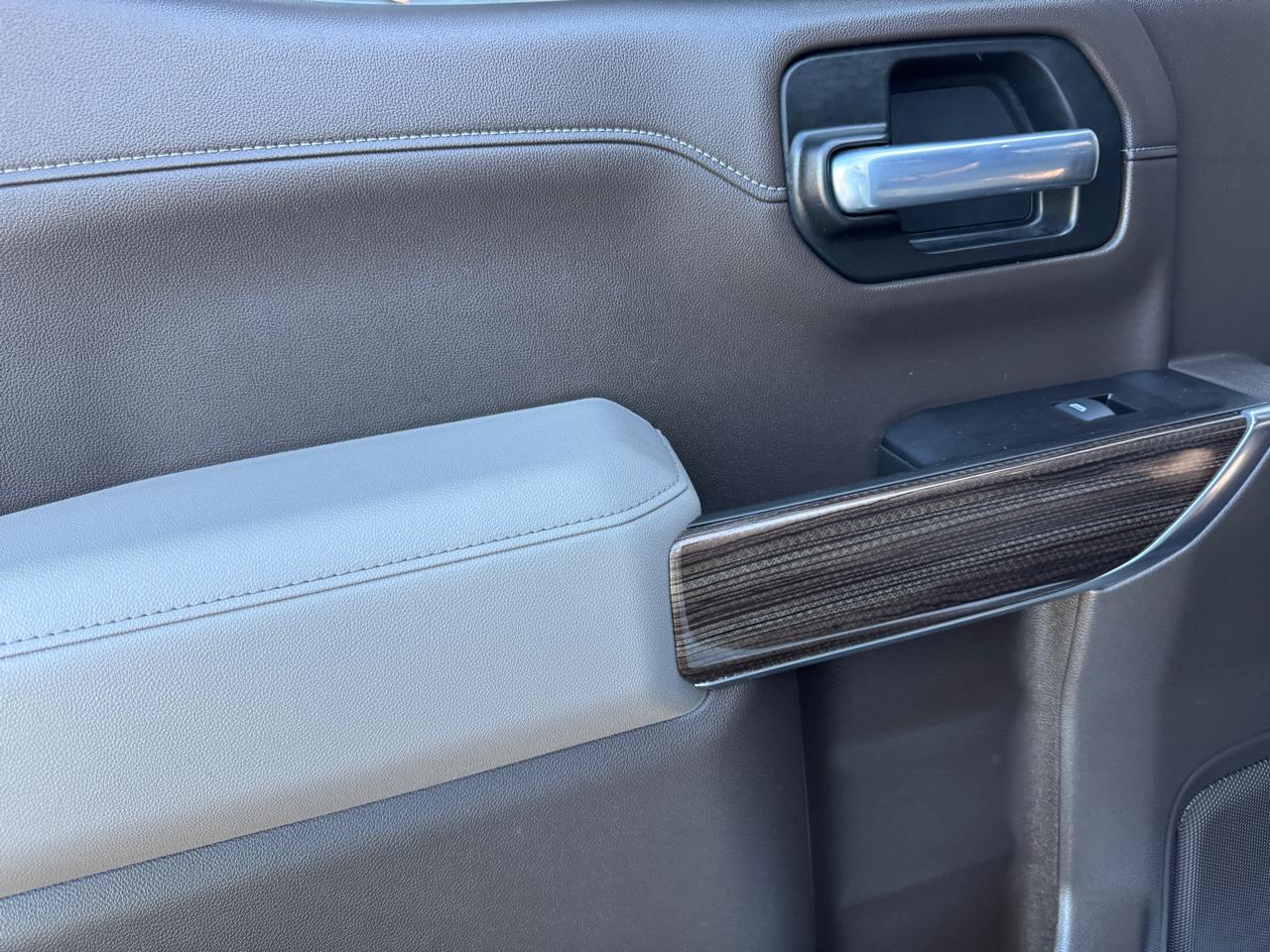 Chevrolet Silverado 1500 4WD Crew Cab 147" LT Trail Boss 2021