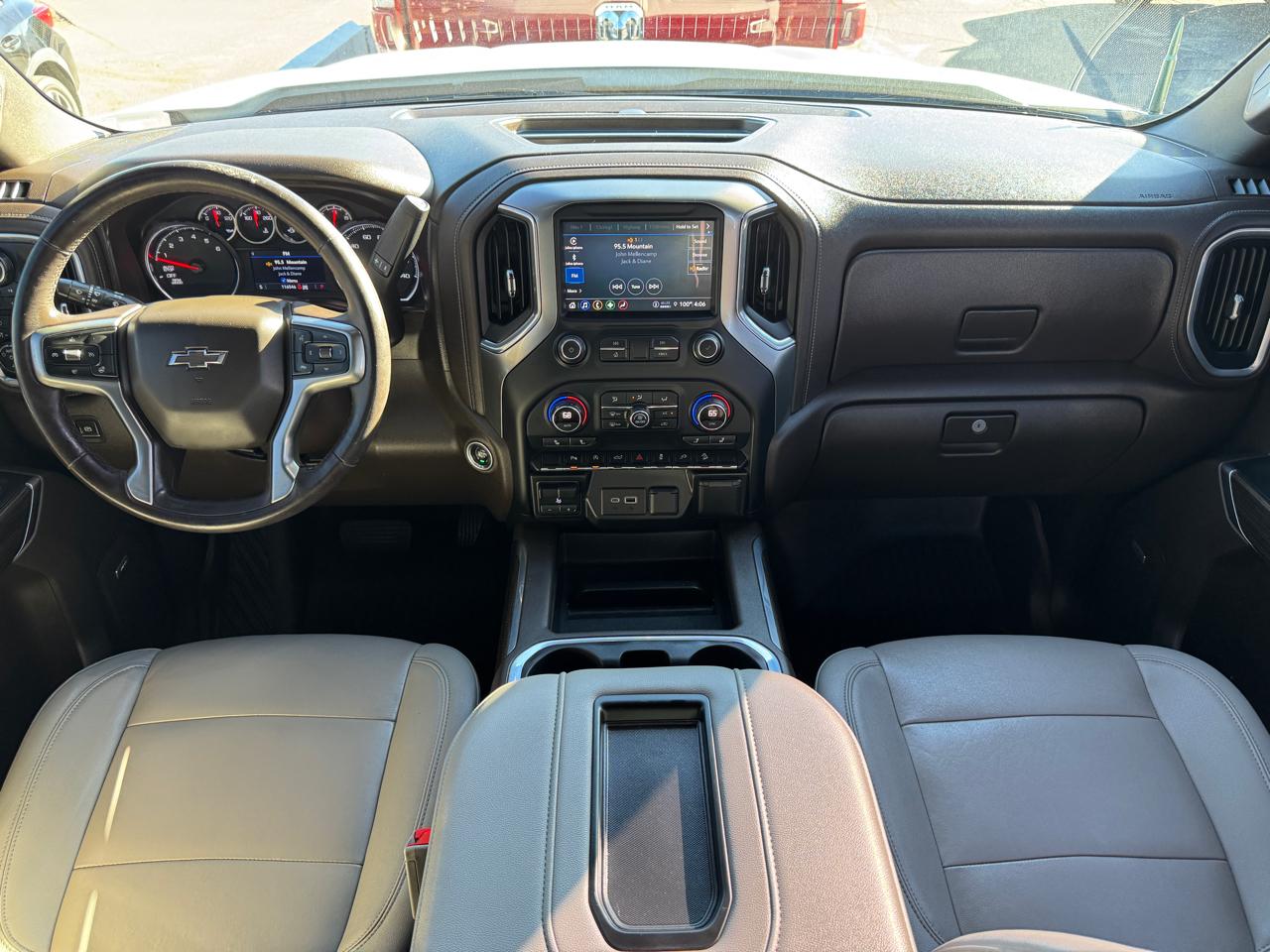 Chevrolet Silverado 1500 4WD Crew Cab 147" LT Trail Boss 2021