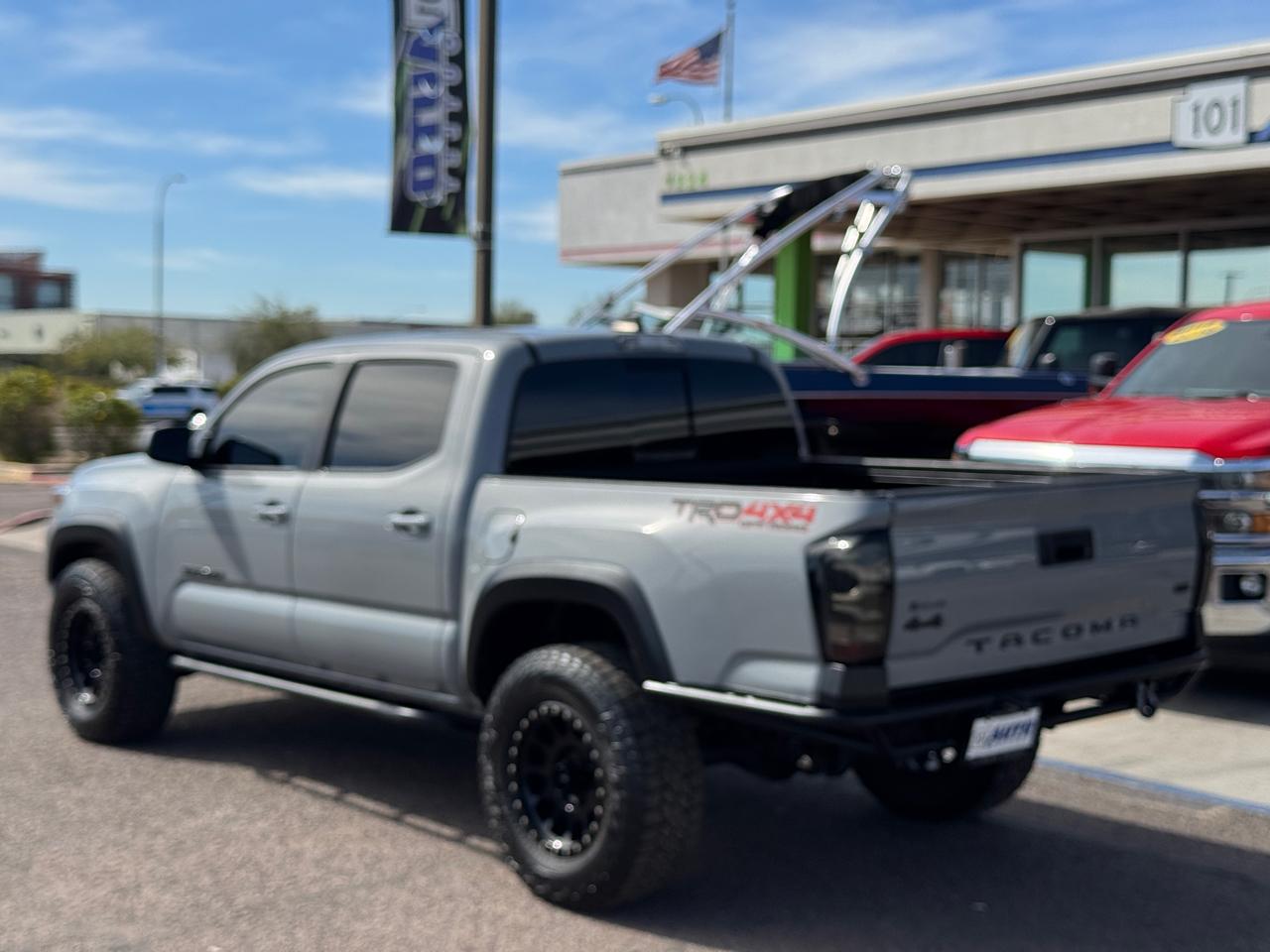 Toyota Tacoma 4WD TRD Off Road Double Cab 5' Bed V6 AT (Natl) 2021