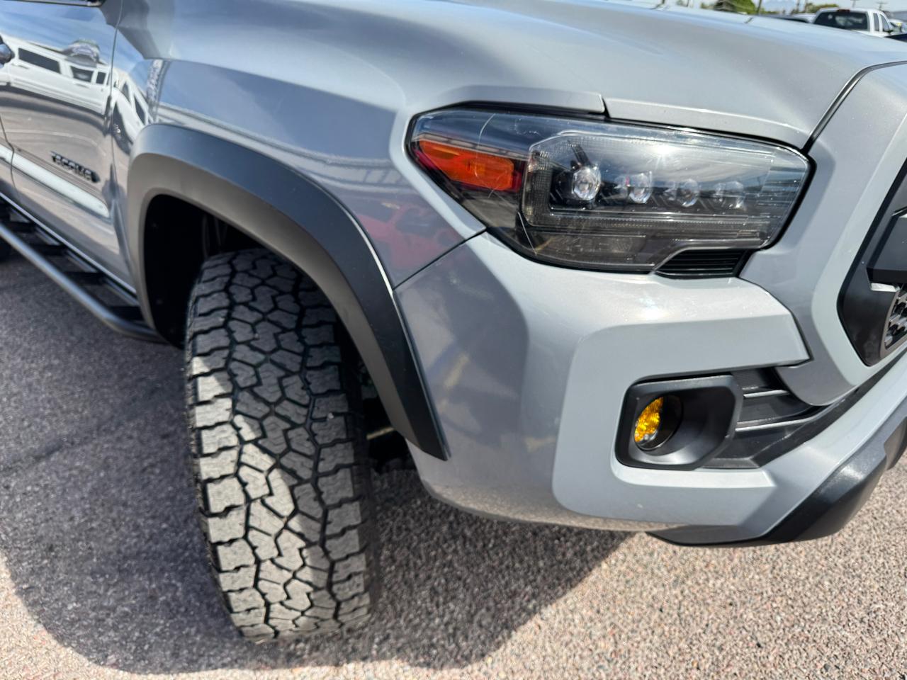 Toyota Tacoma 4WD TRD Off Road Double Cab 5' Bed V6 AT (Natl) 2021