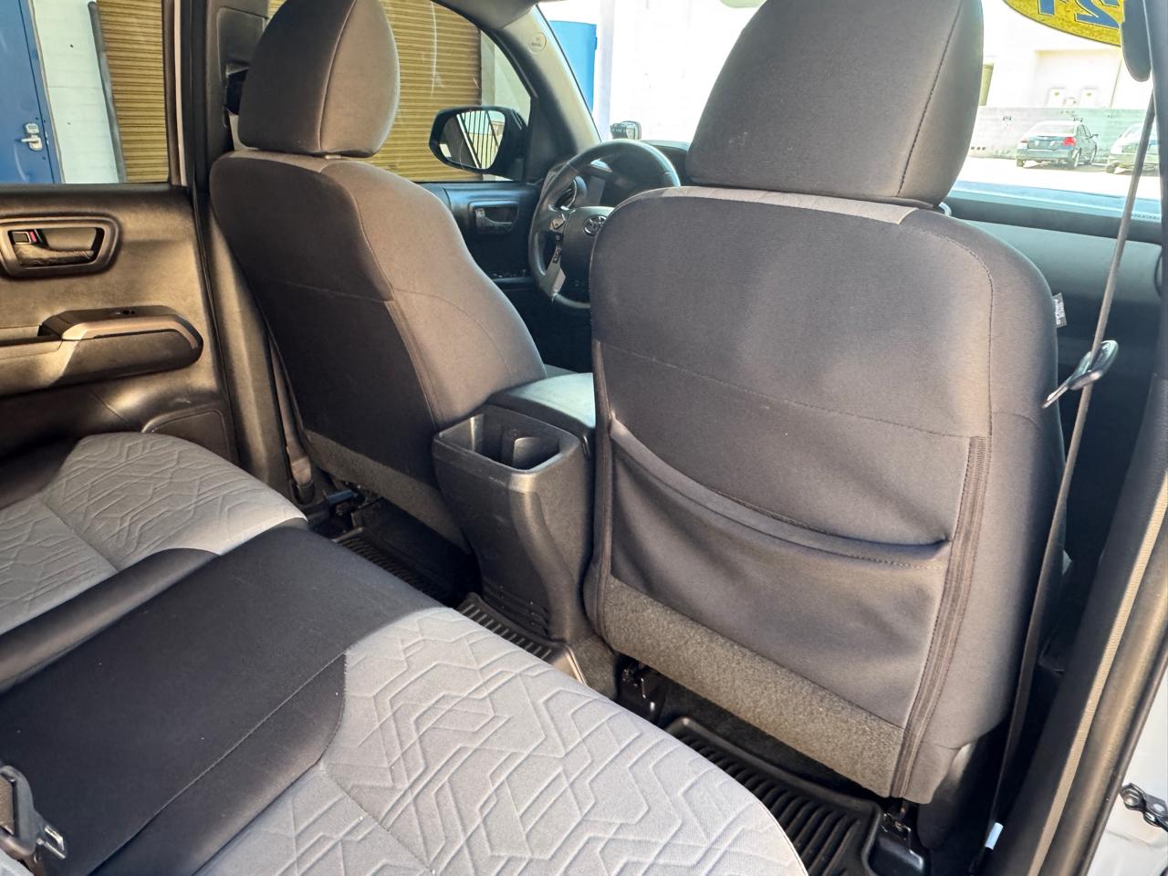 Toyota Tacoma 4WD TRD Off Road Double Cab 5' Bed V6 AT (Natl) 2021