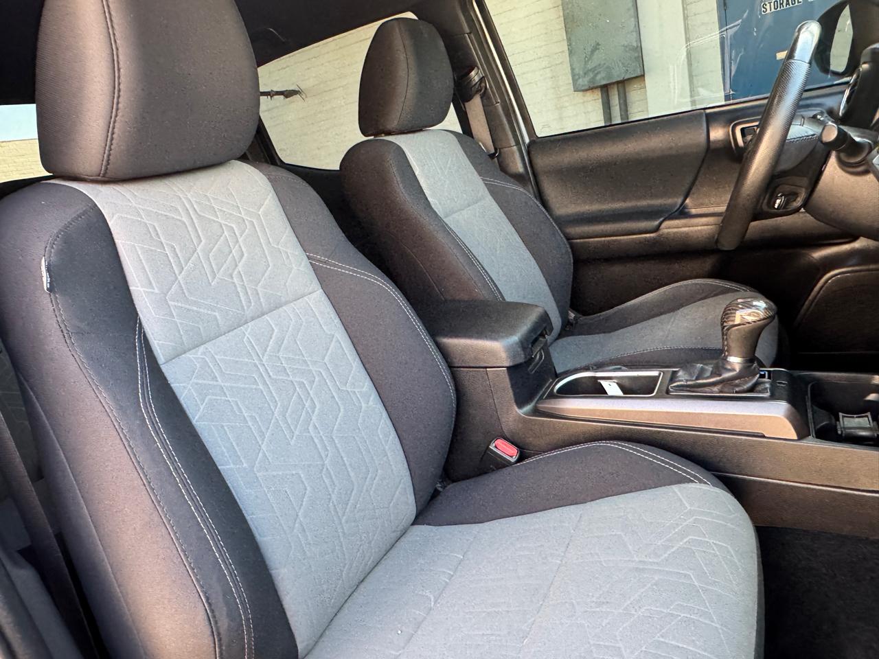 Toyota Tacoma 4WD TRD Off Road Double Cab 5' Bed V6 AT (Natl) 2021