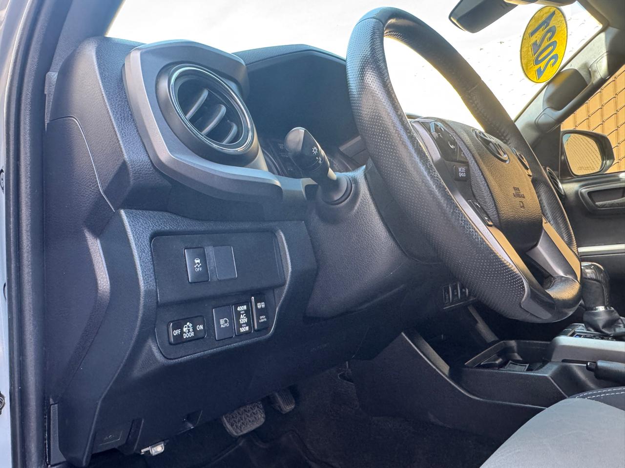 Toyota Tacoma 4WD TRD Off Road Double Cab 5' Bed V6 AT (Natl) 2021