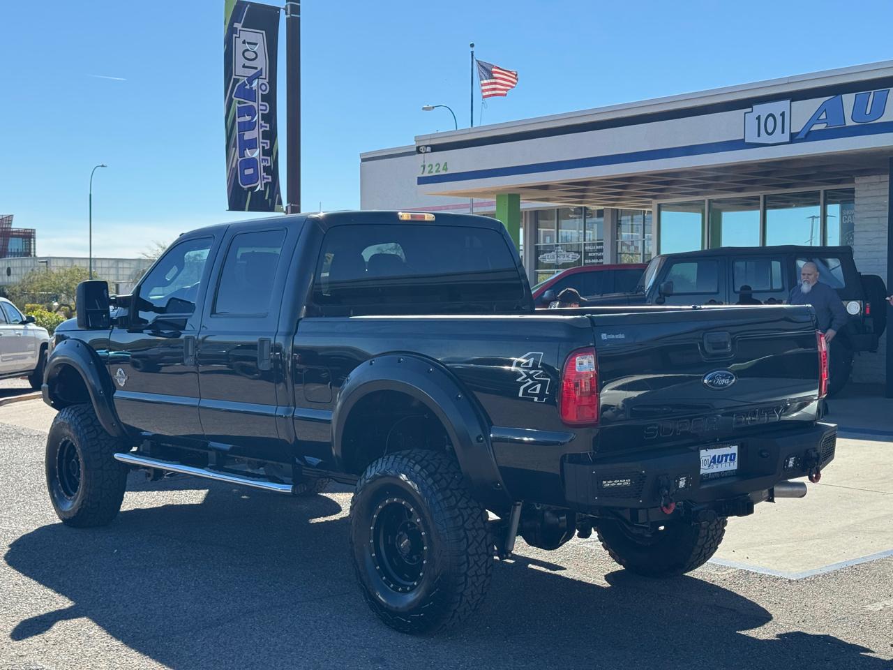 Ford Super Duty F-350 SRW 4WD Crew Cab 172" XL 2015