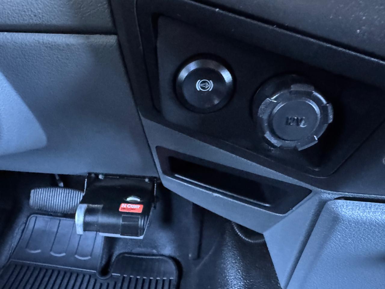 Ford Super Duty F-350 SRW 4WD Crew Cab 172" XL 2015