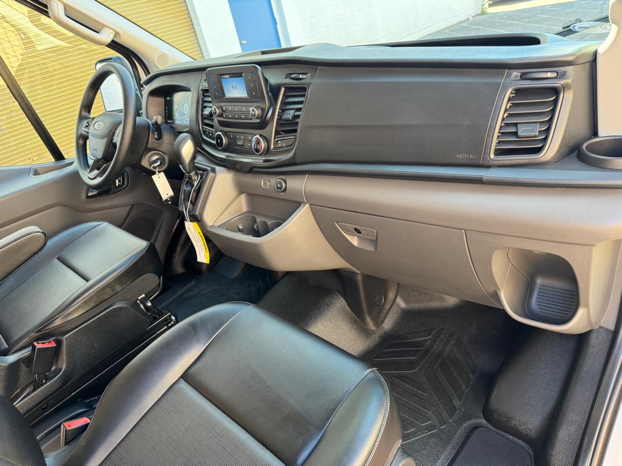 Ford Transit Cargo Van T-350 HD 148" EL Hi Rf 11000 GVWR DRW RWD 2022