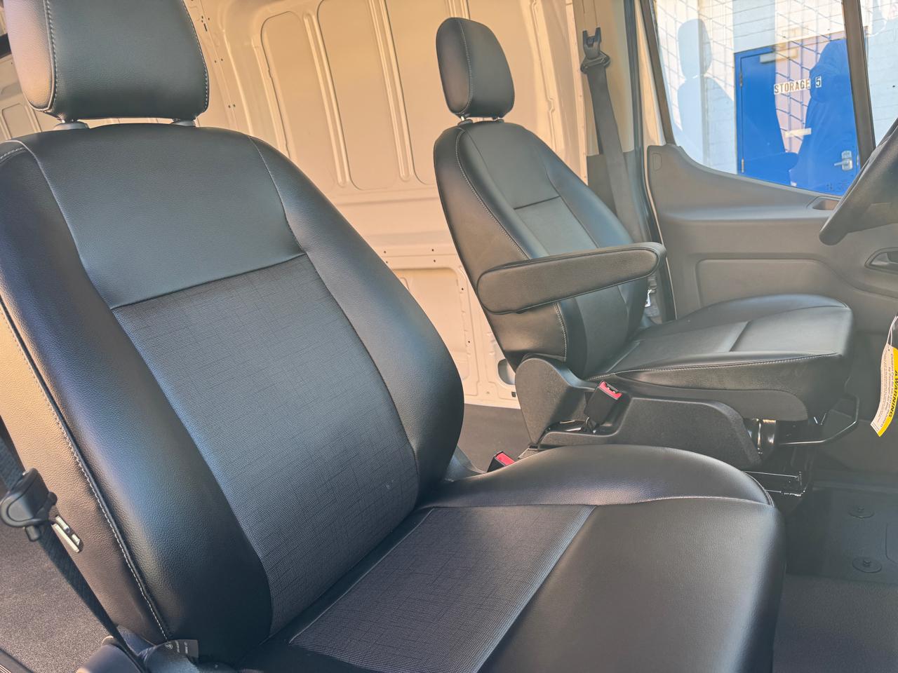 Ford Transit Cargo Van T-350 HD 148" EL Hi Rf 11000 GVWR DRW RWD 2022