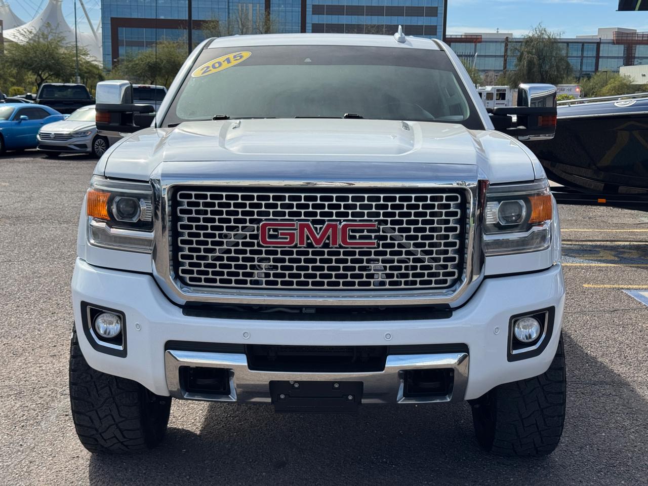 GMC Sierra 2500HD available WiFi 4WD Crew Cab 153.7" Denali 2015