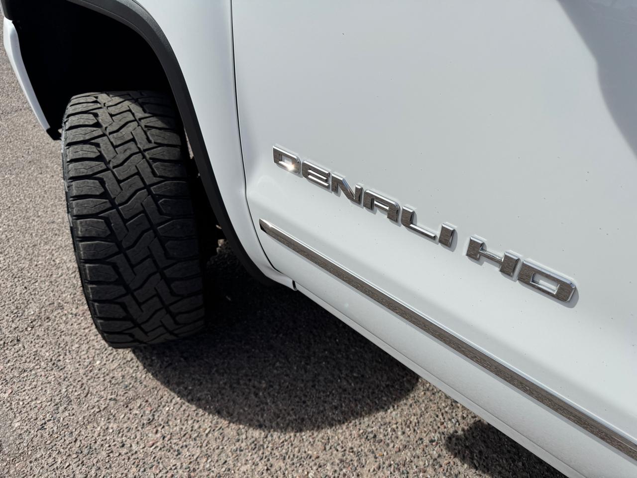 GMC Sierra 2500HD available WiFi 4WD Crew Cab 153.7" Denali 2015