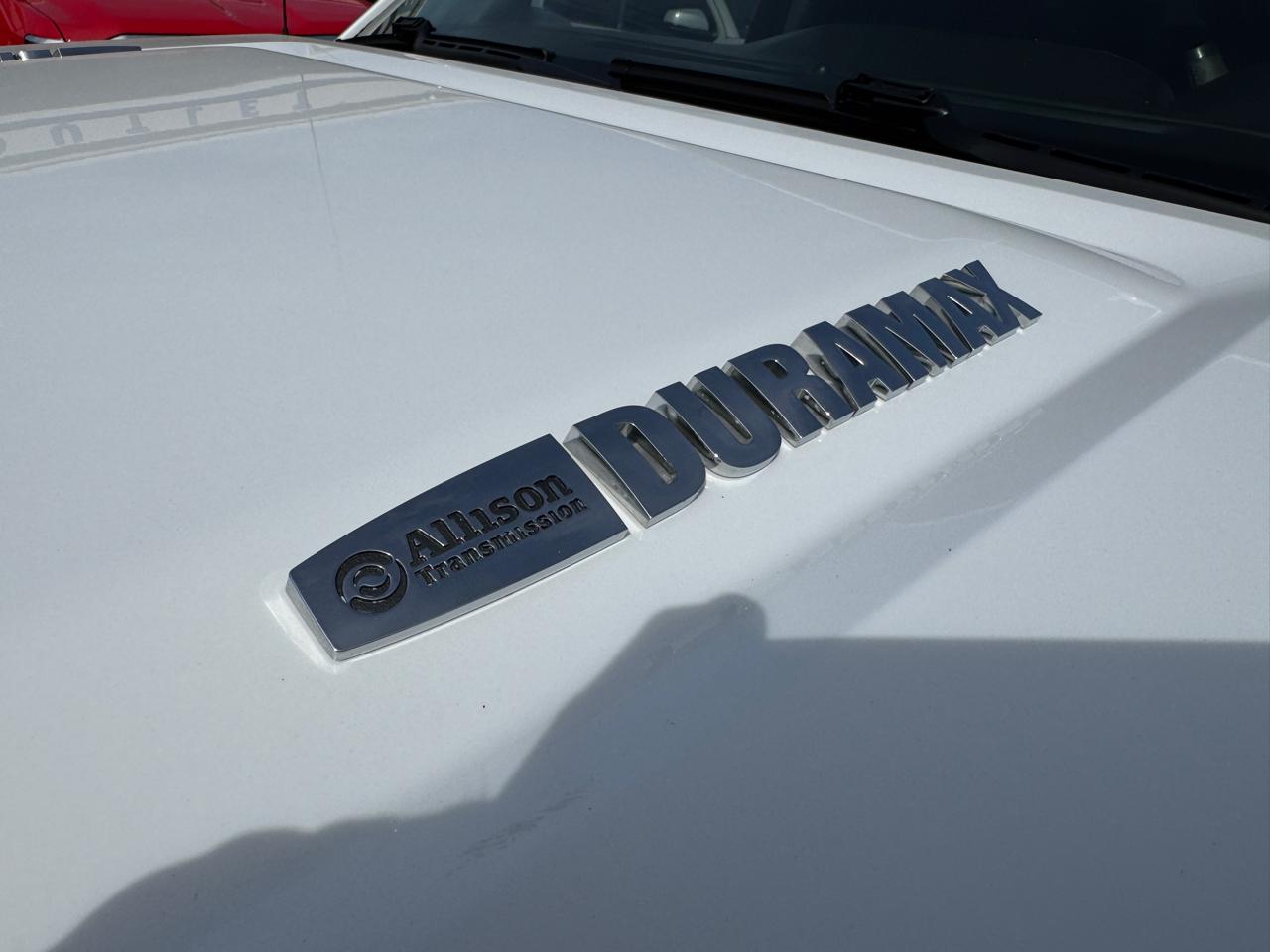 GMC Sierra 2500HD available WiFi 4WD Crew Cab 153.7" Denali 2015