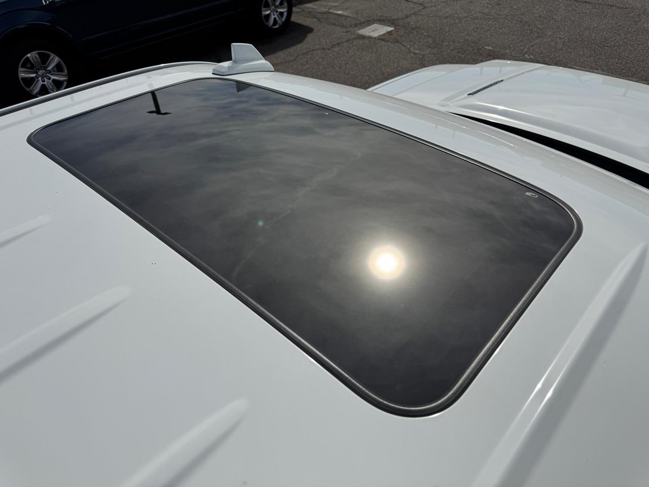 GMC Sierra 2500HD available WiFi 4WD Crew Cab 153.7" Denali 2015