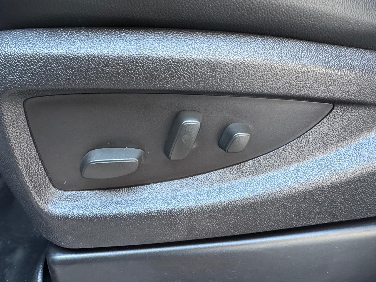 GMC Sierra 2500HD available WiFi 4WD Crew Cab 153.7" Denali 2015