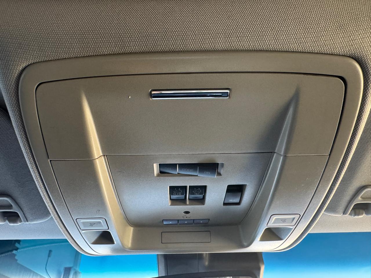 GMC Sierra 2500HD available WiFi 4WD Crew Cab 153.7" Denali 2015