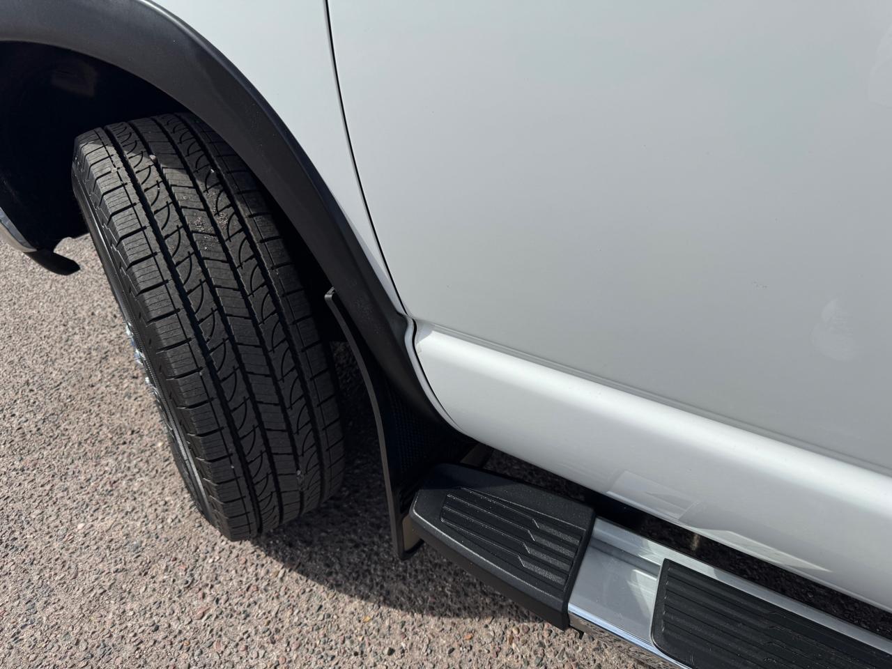 Dodge Ram 2500 4dr Quad Cab 160.5" WB SLT 2004